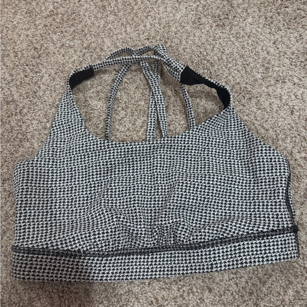 Lululemon sports bra